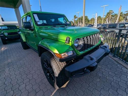 2025 Jeep Gladiator Sport