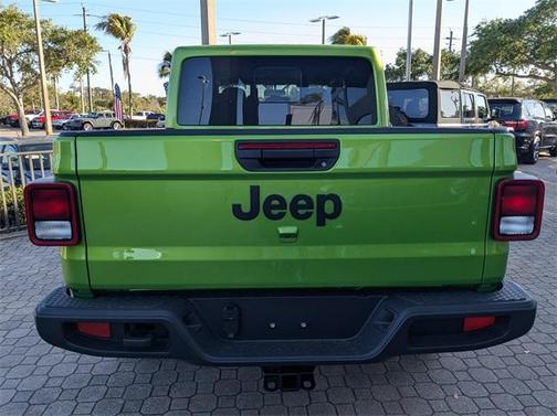 2025 Jeep Gladiator Sport