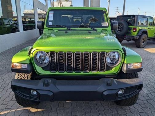 2025 Jeep Gladiator Sport