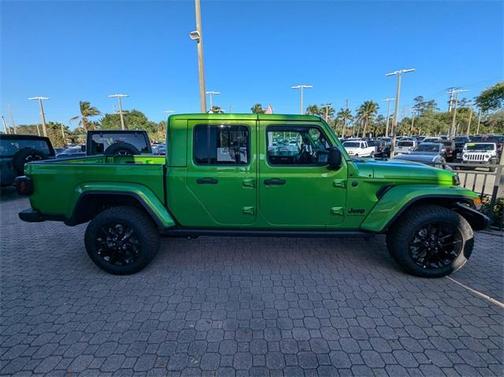 2025 Jeep Gladiator Sport