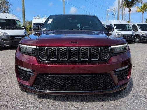 Velvet Red Pearlcoat 2025 Jeep Grand Cherokee Summit