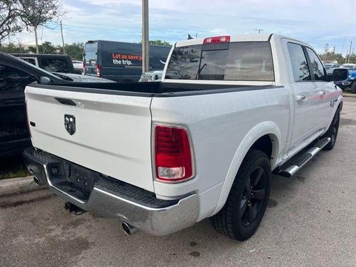 Bright White Clearcoat 2019 RAM 1500 Classic Laramie