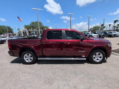 Delmonico Red Pearlcoat 2025 RAM 1500 Big Horn