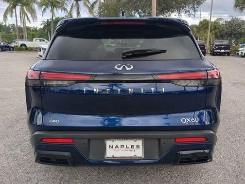 2023 INFINITI QX60 Pure