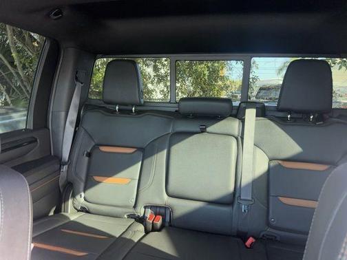 2024 GMC Sierra 3500 AT4