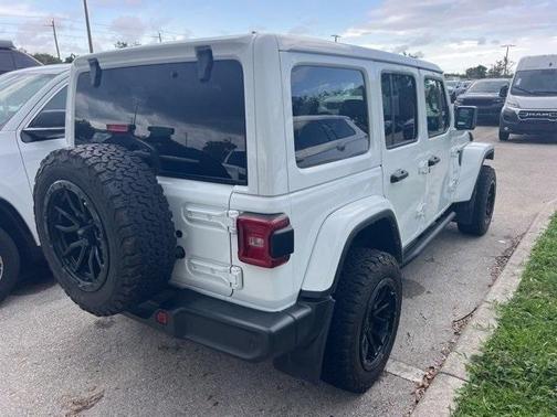 2022 Jeep Wrangler Unlimited Sahara
