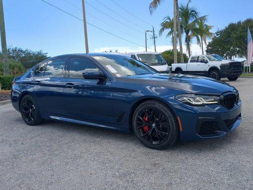 2022 BMW 540 i