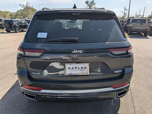 2025 Jeep Grand Cherokee Summit