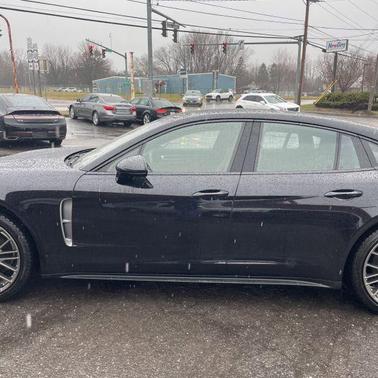 2022 Porsche Panamera 4