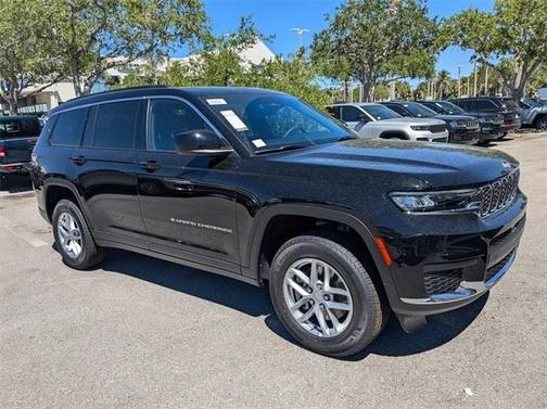 2025 Jeep Grand Cherokee L Laredo