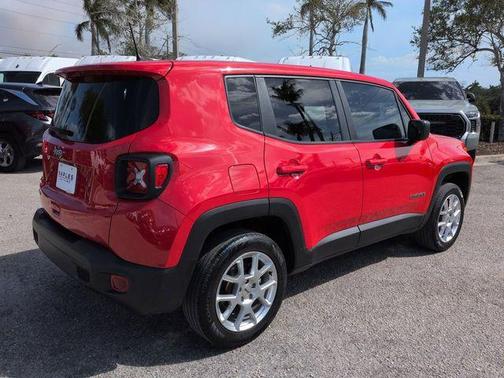 Colorado Red Clearcoat 2023 Jeep Renegade Latitude