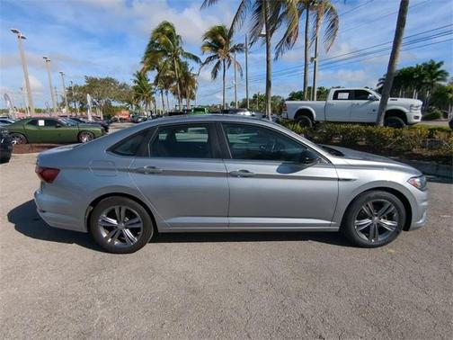 2021 Volkswagen Jetta 1.4T R-Line