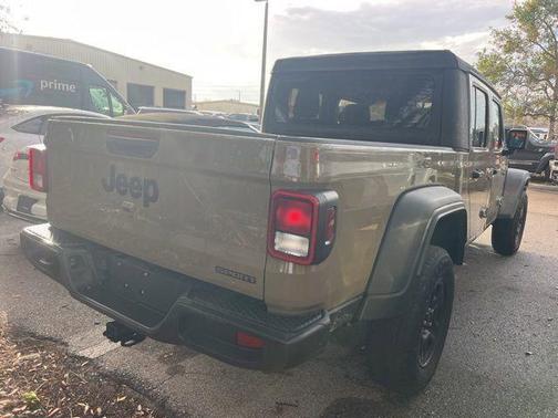 2020 Jeep Gladiator Sport