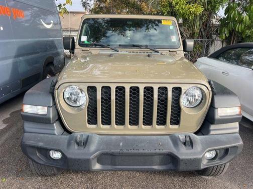 2020 Jeep Gladiator Sport