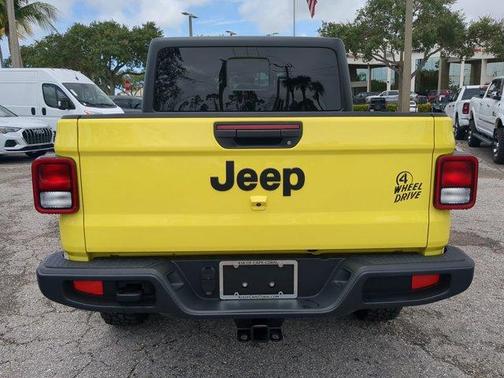 2023 Jeep Gladiator Sport