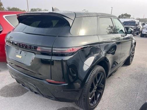 2024 Land Rover Range Rover Evoque Dynamic SE