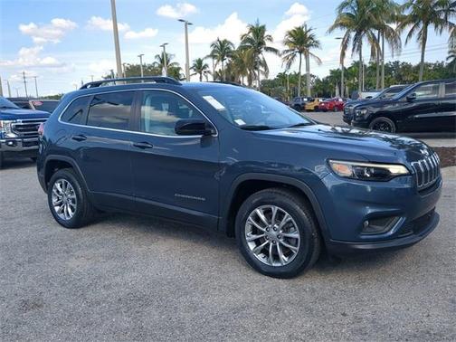 2022 Jeep Cherokee Latitude Lux
