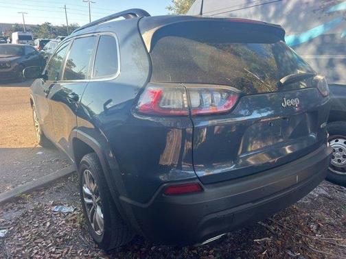 2022 Jeep Cherokee Latitude Lux