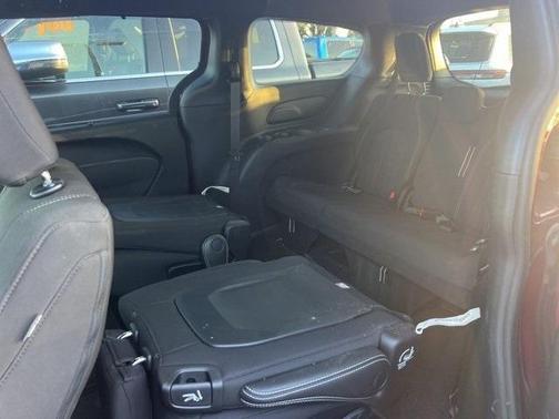 2022 Chrysler Pacifica Touring