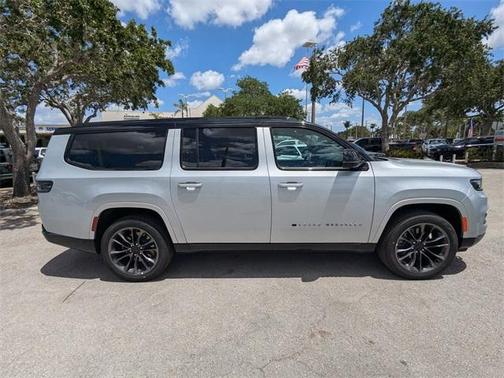 2025 Jeep Grand Wagoneer L Series III Obsidian