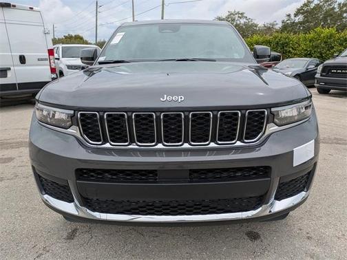2025 Jeep Grand Cherokee L Laredo