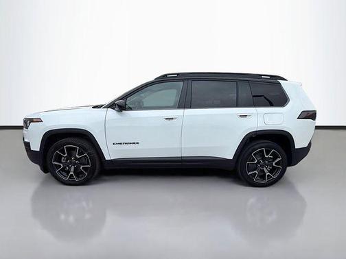 2026 Jeep Cherokee Overland