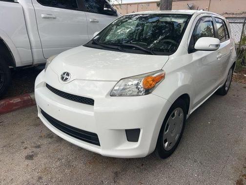 Super White 2012 Scion xD Base