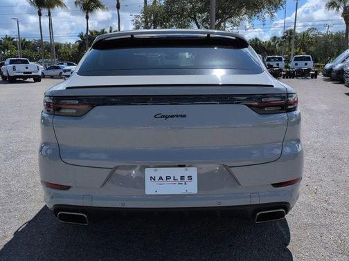 Chalk 2021 Porsche Cayenne AWD