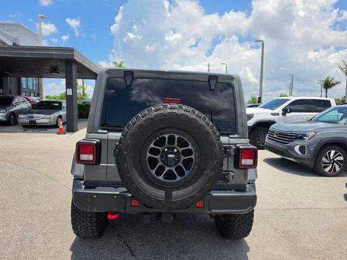Sting Gray Clearcoat 2021 Jeep Wrangler Unlimited Rubicon