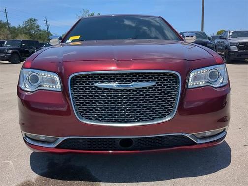 2021 Chrysler 300 Touring L