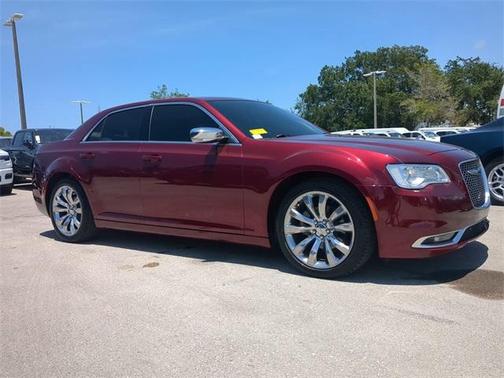 2021 Chrysler 300 Touring L
