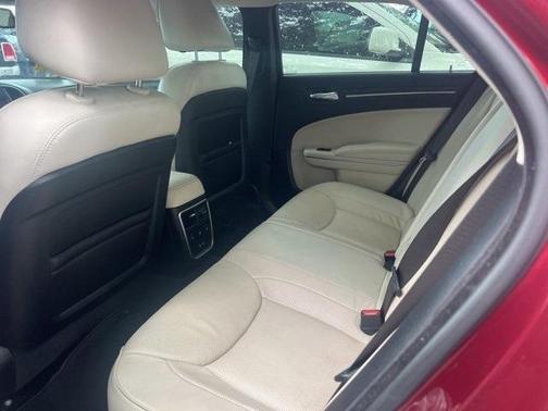 2021 Chrysler 300 Touring L