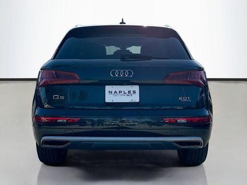 2018 Audi Q5 2.0T Premium Plus