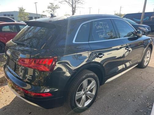 2018 Audi Q5 2.0T Premium Plus
