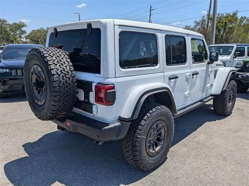 2025 Jeep Wrangler Rubicon 392