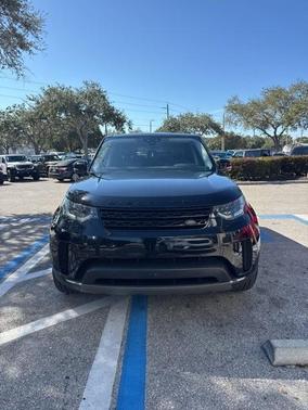 2017 Land Rover Discovery First Edition