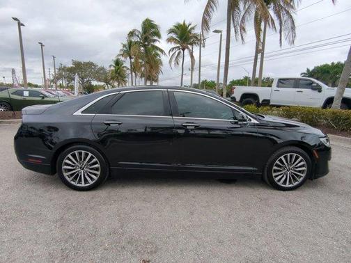 2019 Lincoln MKZ Standard