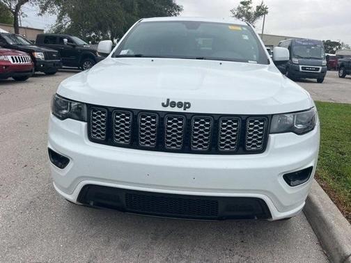 2018 Jeep Grand Cherokee Altitude