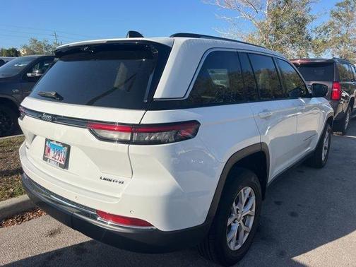 2022 Jeep Grand Cherokee Limited