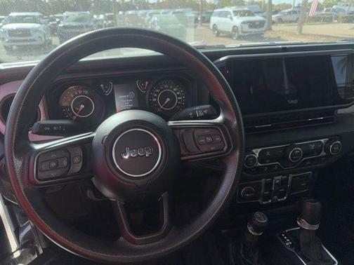 2024 Jeep Gladiator Nighthawk