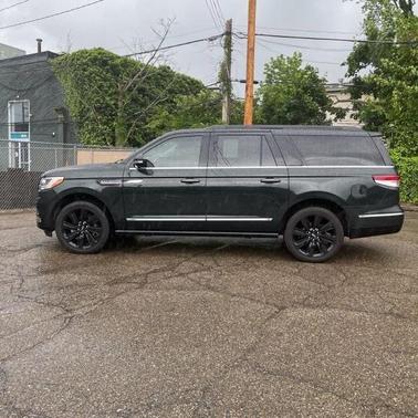 2022 Lincoln Navigator L Black Label