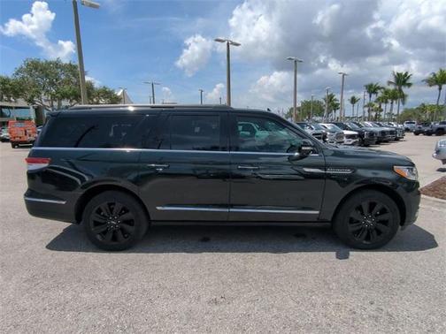 2022 Lincoln Navigator L Black Label