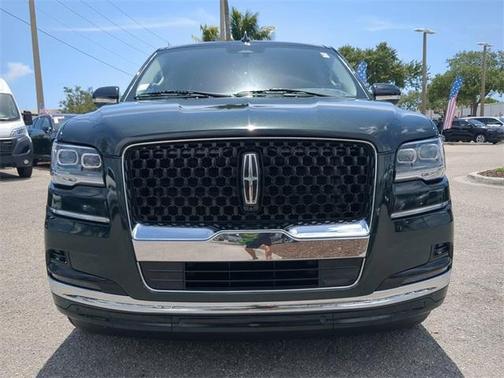 2022 Lincoln Navigator L Black Label