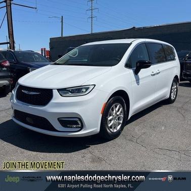 2024 Chrysler Pacifica Touring-L