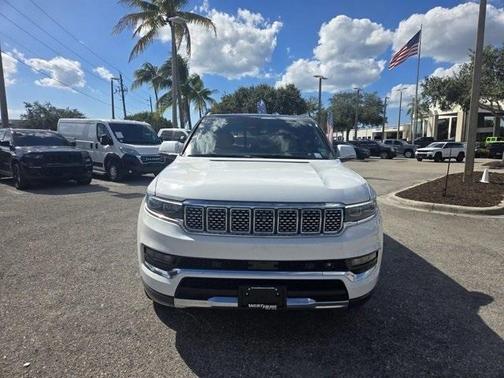 2022 Jeep Grand Wagoneer Series III