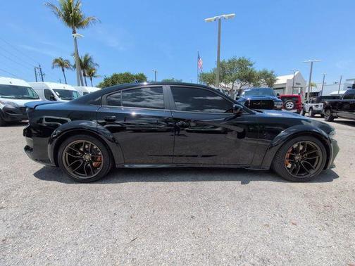 Pitch Black Clearcoat 2020 Dodge Charger SRT Hellcat