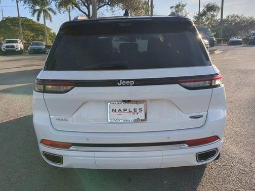 2024 Jeep Grand Cherokee Summit