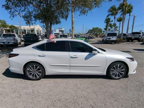 2021 Lexus ES 350 Base