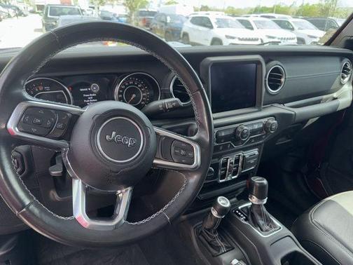 2021 Jeep Gladiator Overland