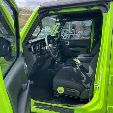2021 Jeep Gladiator Sport